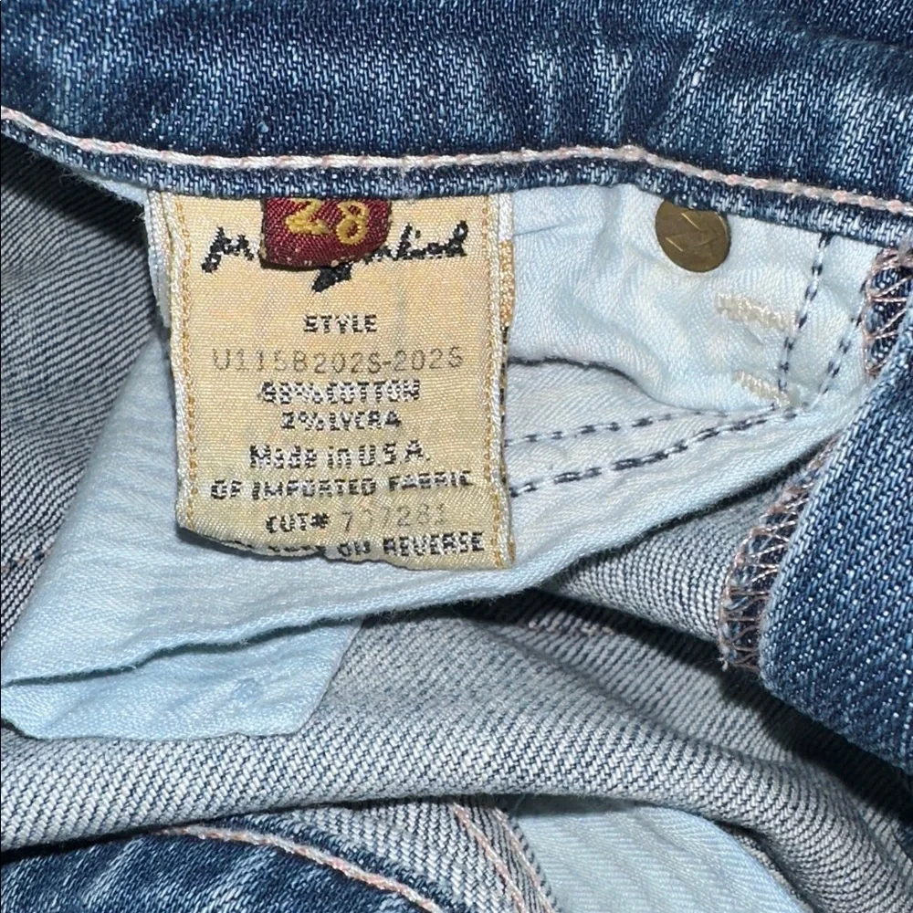 Dojo 28 x 31 x 8 —-7 For All Mankind Faded Blue Mid-Rise Jeans - Picture 5 of 11